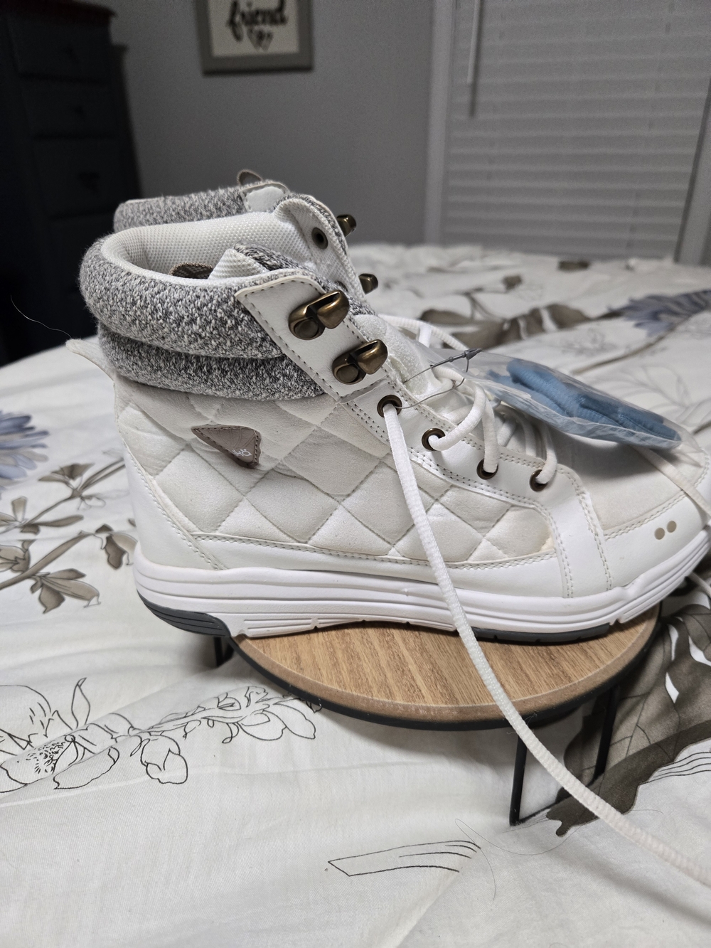 Ryka Women's Lace-Up High-Top Boots in White and Gray - Picture 6 of 9